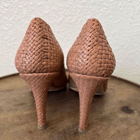 Prada Leather Woven Peep Open Toe Pump Heels Women's Size 38 US 8 - Picture 7 of 9